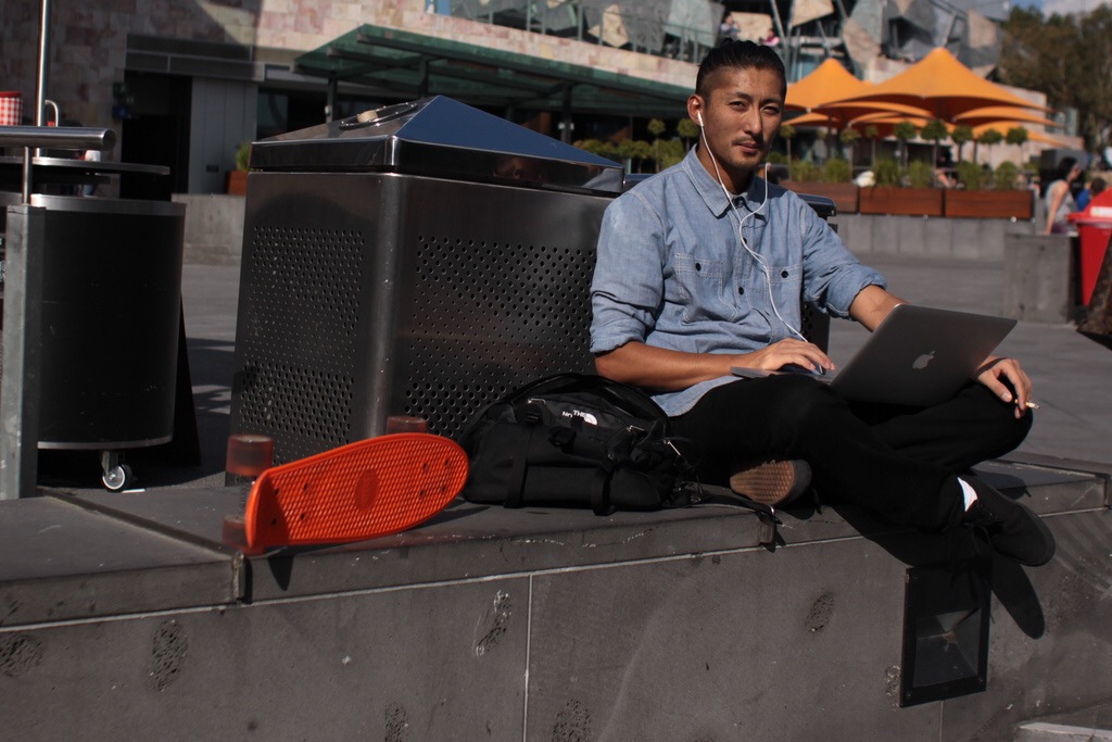 Transformation digitale : un digital worker push son dernier commit avant d'aller manger un bagel